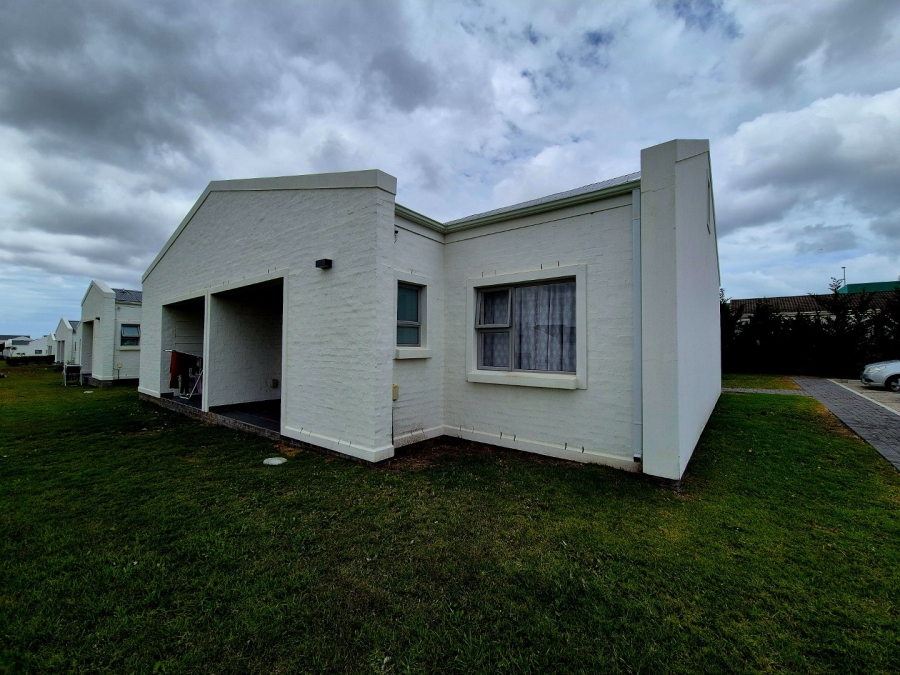 2 Bedroom Property for Sale in Pinelands Eastern Cape